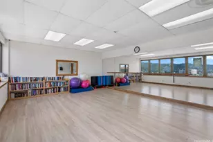 400 Hobron Ln, Honolulu, HI 96815 - Photo 23