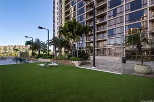 229 Paoakalani Ave, Honolulu, HI 96815 - Photo 17