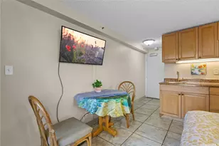 2463 Kuhio Ave, Honolulu, HI 96815 - Photo 5