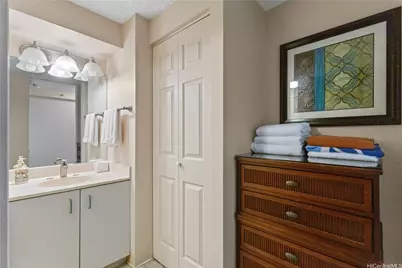2463 Kuhio Avenue #306, Honolulu, HI 96815 - Photo 11