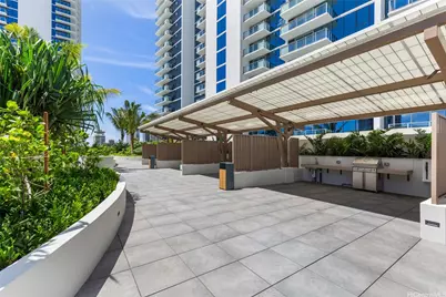 1515 Liona Street #2205, Honolulu, HI 96814 - Photo 17