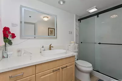 229 Paoakalani Avenue #2305(NUC), Honolulu, HI 96815 - Photo 9