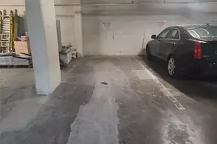 1910 Ala Moana Blvd, Honolulu, HI 96815 - Photo 17