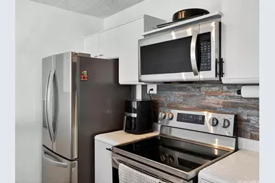60 N Beretania Street #1706, Honolulu, HI 96817 - Photo 9