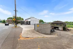 94-815 Waipahu St, Waipahu, HI 96797 - Photo 11