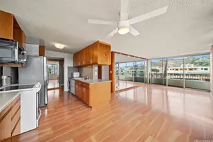 2825 S King St, Honolulu, HI 96826 - Photo 1