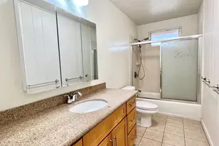 748 Luawai St, Honolulu, HI 96816 - Photo 13