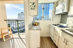 747 Amana St, Honolulu, HI 96814 - Photo 5