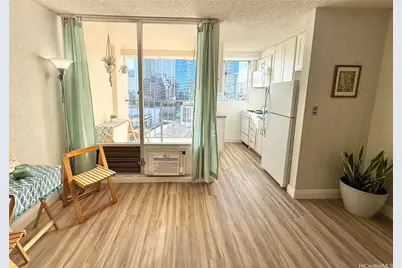 747 Amana Street #1418, Honolulu, HI 96814 - Photo 3