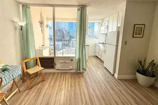 747 Amana St, Honolulu, HI 96814 - Photo 3