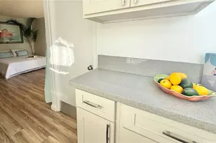 747 Amana St, Honolulu, HI 96814 - Photo 9