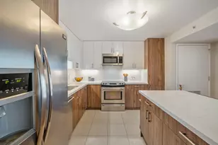 1009 Kapiolani Blvd, Honolulu, HI 96814 - Photo 11