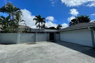 5596 Kalanianaole Hwy, Honolulu, HI 96821 - Photo 1