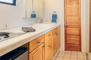 134 Kapahulu Ave, Honolulu, HI 96815 - Photo 9
