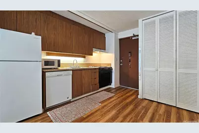 1655 Makaloa Street #705, Honolulu, HI 96814 - Photo 7