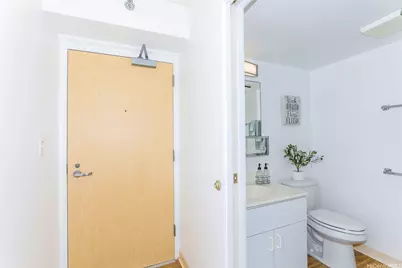 1448 Young Street #1404, Honolulu, HI 96814 - Photo 19