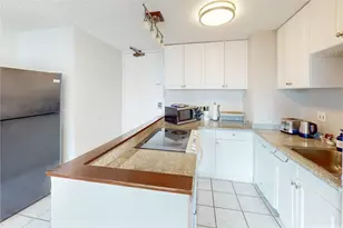 445 Seaside Ave, Honolulu, HI 96815 - Photo 7