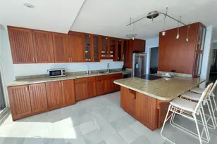 2801 Coconut Ave, Honolulu, HI 96815 - Photo 3