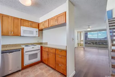 555 University Avenue #1706, Honolulu, HI 96826 - Photo 1