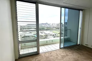 555 University Ave, Honolulu, HI 96826 - Photo 7