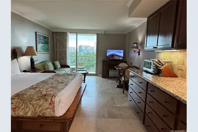 2045 Kalakaua Avenue #411, Honolulu, HI 96815 - Photo 1