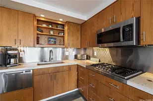 2895 Kalakaua Ave, Honolulu, HI 96815 - Photo 7