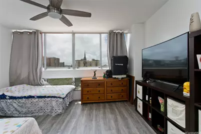 1212 Punahou Street #705, Honolulu, HI 96826 - Photo 9