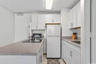 445 Seaside Ave, Honolulu, HI 96815 - Photo 11