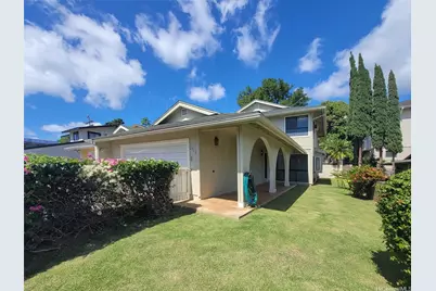 2312 Seaview Avenue, Honolulu, HI 96822 - Photo 1