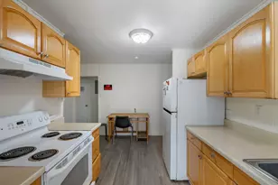 726 Menehune Ln, Honolulu, HI 96826 - Photo 7