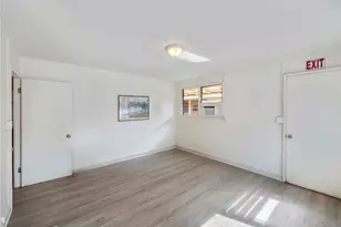 726 Menehune Ln, Honolulu, HI 96826 - Photo 23