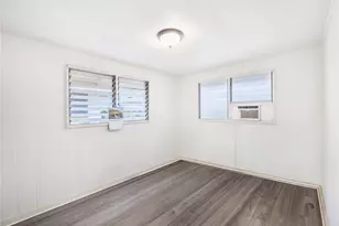 726 Menehune Ln, Honolulu, HI 96826 - Photo 15