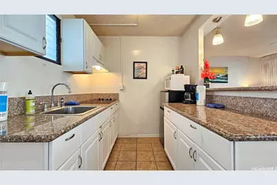 134 Kapahulu Avenue #220, Honolulu, HI 96815 - Photo 5