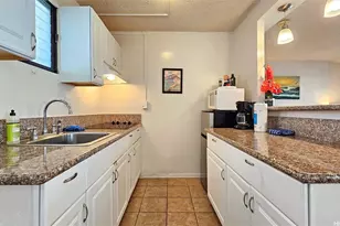 134 Kapahulu Ave, Honolulu, HI 96815 - Photo 5