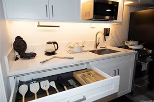 1911 Kalakaua Ave, Honolulu, HI 96815 - Photo 5