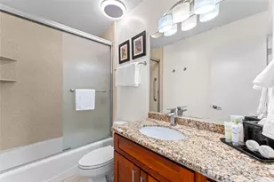 2161 Kalia Rd, Honolulu, HI 96815 - Photo 9