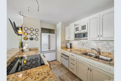 2442 Kuhio Avenue #1101, Honolulu, HI 96815 - Photo 15
