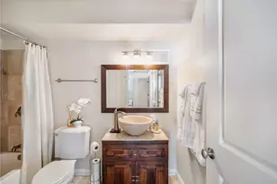 2442 Kuhio Ave, Honolulu, HI 96815 - Photo 17