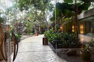 343 Hobron Ln, Honolulu, HI 96815 - Photo 3