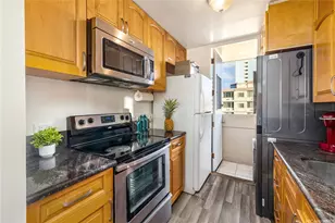 1134 Kinau St, Honolulu, HI 96814 - Photo 11