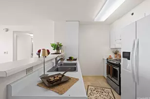 3009 Ala Makahala Pl, Honolulu, HI 96818 - Photo 7