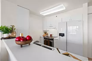 3009 Ala Makahala Pl, Honolulu, HI 96818 - Photo 5