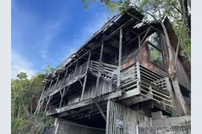 3249 Beaumont Woods Place, Honolulu, HI 96822 - Photo 1