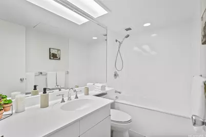 1860 Ala Moana Boulevard #1102, Honolulu, HI 96815 - Photo 17