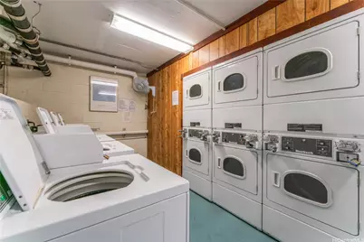 1330 Wilder Avenue #306, Honolulu, HI 96822 - Photo 23