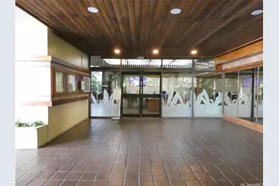 2121 Ala Wai Boulevard #3203, Honolulu, HI 96815 - Photo 9