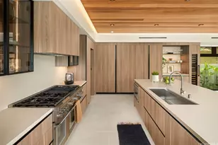 4543 Aukai Ave, Honolulu, HI 96816 - Photo 11