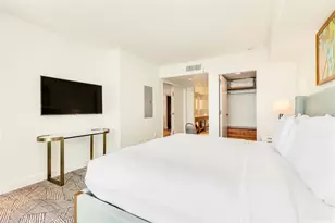 383 Kalaimoku St, Honolulu, HI 96815 - Photo 11