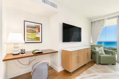 383 Kalaimoku Street #E2802, Honolulu, HI 96815 - Photo 3