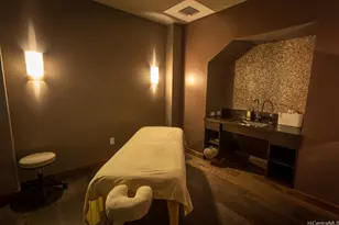 1555 Kapiolani Blvd, Honolulu, HI 96814 - Photo 15